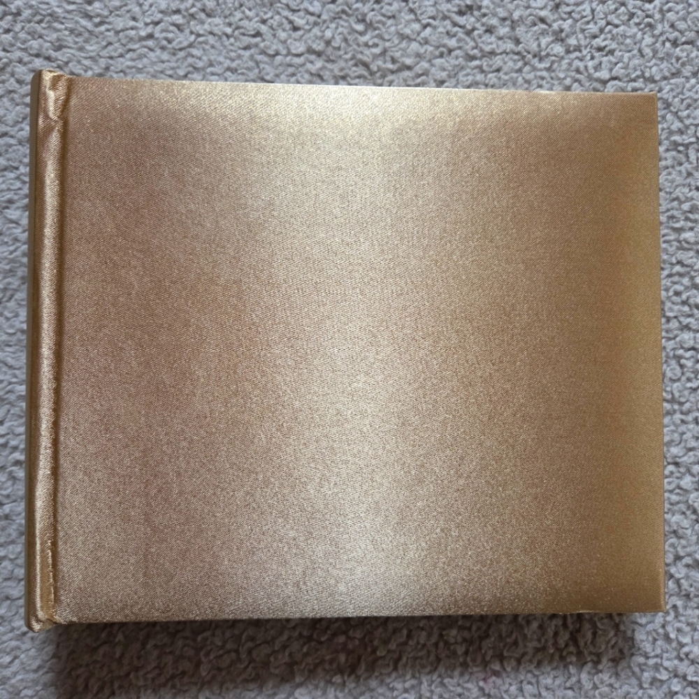 Nicole Miller 4×6 Photo Album